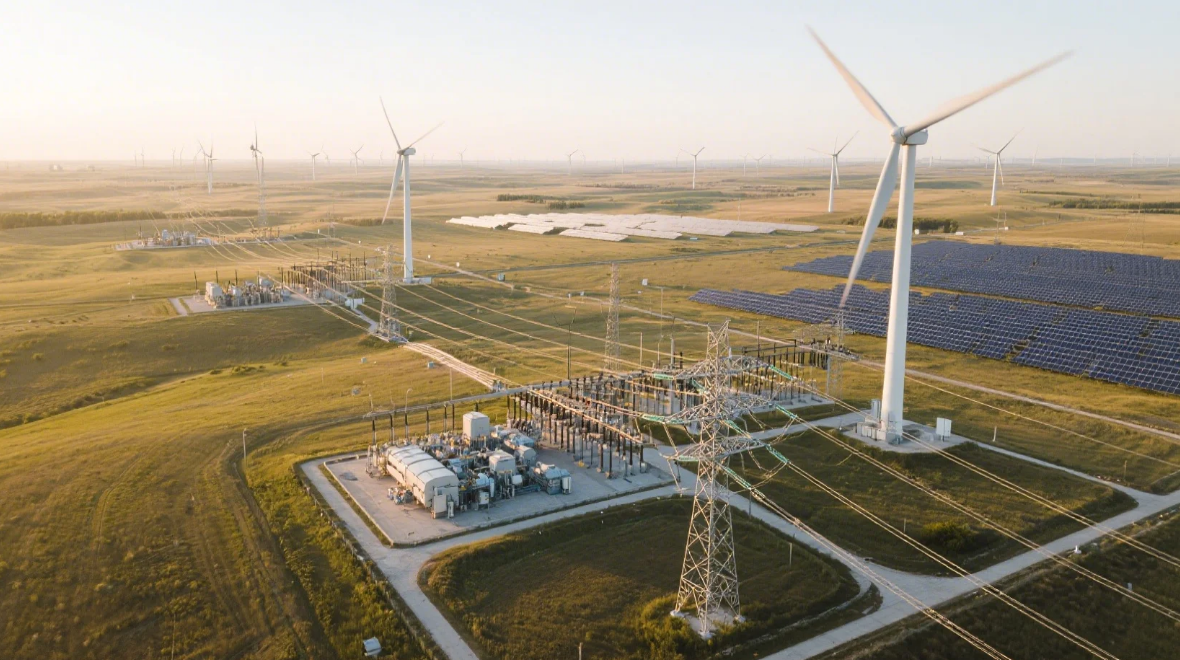 Tendances façonnant le marché solaire à l'échelle des services publics en 2025